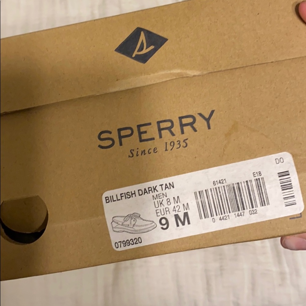 BRAND NEW!! Sperry Top-Sider - size 9